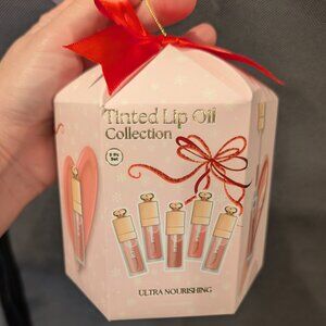 Tinted Lip Oil Collection 5-Piece Set – Ultra Nourishing, Gift Boxed NWT
